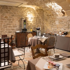 Hotel Les Rives De Notre Dame - Bild 17