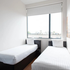 easyHotel Amsterdam City Centre South - Bild 5