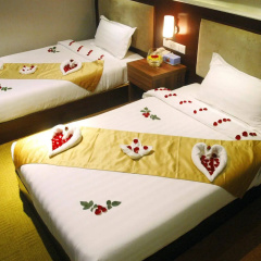 Sunny Holiday Hotel thumbnail 36