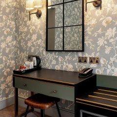 The Petersham thumbnail 20