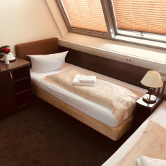 Upper Room Hotel Kurfurstendamm - Bild 3
