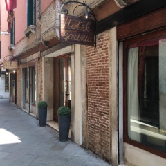 Hotel Gorizia A La Valigia - Bild 1