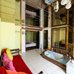 Sunrise House thumbnail 4