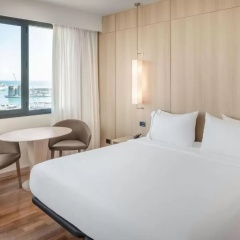 AC Hotel Málaga Palacio by Marriott - Bild 3