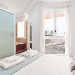 New Design 2 Bed Apt Next to the Metro - Bild 4