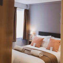 The Stag Hotel thumbnail 3