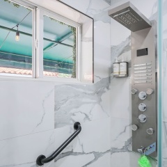 Happy Escape, 15 Min to Beach, Massage Shower Jets, Bar, and BBQ - Bild 6