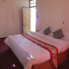 The Auspicious Hotel thumbnail 3