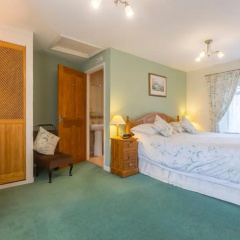 The Old Coach House thumbnail 2