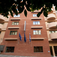 Efplias Hotel Apartments and Suites - Bild 1