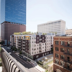 Sunshine Suites at 616 St. Paul thumbnail 17