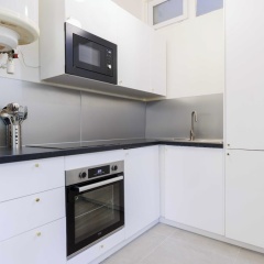 Chic and Refined Apartment - Bild 11