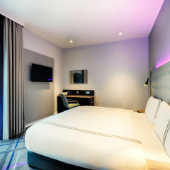 Premier Inn Regensburg City Centre - Bild 7