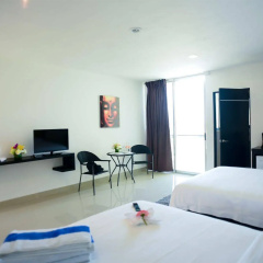 Sunrise 42 Suites Hotel thumbnail 22