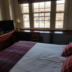 The Broadway Hotel thumbnail 3