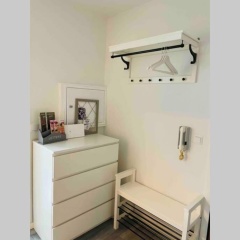 Stilvolles, frisch renoviertes 2Zi Apartment mit Küche und Balkon in Kliniknähe - Bild 2