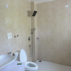 The Auspicious Hotel thumbnail 8