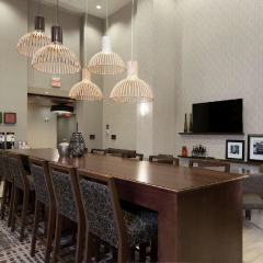 Hampton Inn & Suites by Hilton, Airdrie, AB, Canada thumbnail 16
