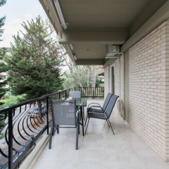 UPSTREET Modernized & Spacious 2BD Apartment in Chalandri - Bild 14