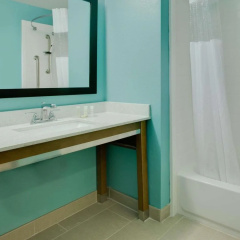 Spark by Hilton Midland South thumbnail 10
