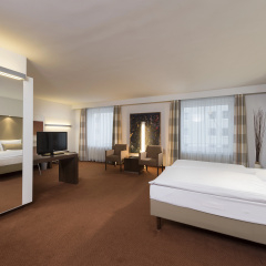 Estrel Hotel Berlin - Bild 3