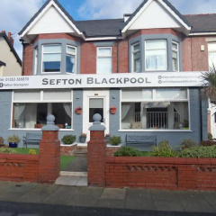 Sefton Hotel thumbnail 1