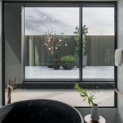 At Six - Bild 27