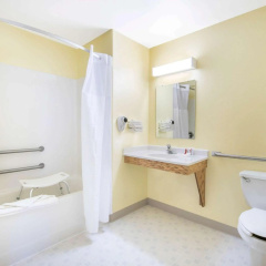 Four Seasons Inn thumbnail 27