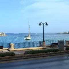 Spinola Seafront Apartment thumbnail 8