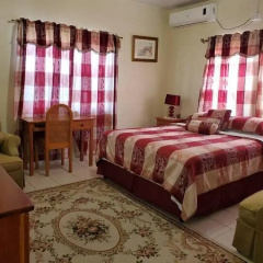 Yoli's Bed & Breakfast thumbnail 18