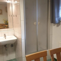 Pleasant Apartment in Südstadt Germany with Parasol - Bild 8
