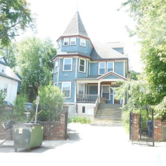 Sunny Hill Garden Suites thumbnail 3