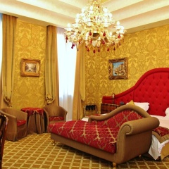 Pesaro Palace - Bild 5
