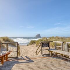 Pacific City Beach House in Pacific City, United States of America from 662$, photos, reviews - zenhotels.com beach