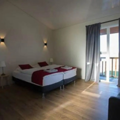 Guesthouse Hill thumbnail 2