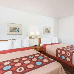 Red Carpet Inn & Suites thumbnail 8