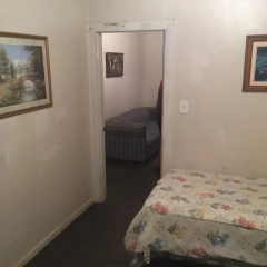 The Wolff Motel thumbnail 10
