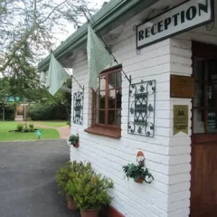 Thatchers Guest House thumbnail 3