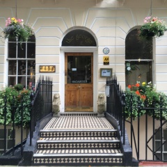George Hotel - Bild 1