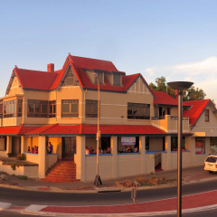 McCloud House
