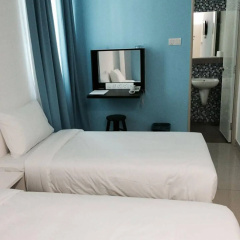 YY48 Hotel thumbnail 19