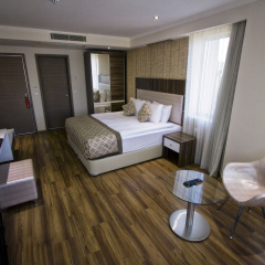Edis Premier Hotel - Bild 4