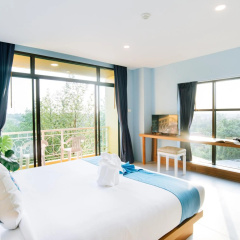 ROYAL PINEAPPLE HOTEL | A Welcome to Wealth and Good Fortune - Bild 5