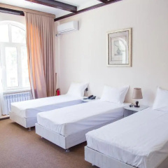 Continent Hotel photo 2