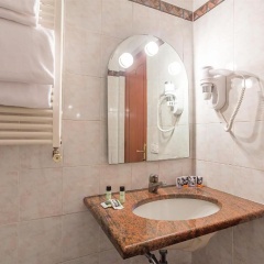 Raeli Hotel Lux - Bild 17