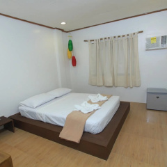 The Rose Pike at Boracay thumbnail 4