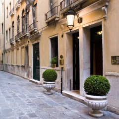 Bellevue Luxury Rooms – San Marco Luxury - Bild 25