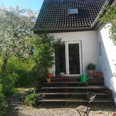 Sonniges Häuschen mit Garten - Bild 11