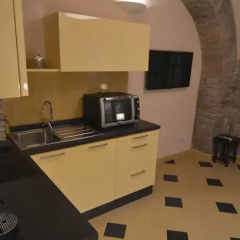 Luxury Art Apt With Terrace in Trastevere, Serviced by Hostmaker thumbnail 8