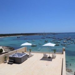 Beachfront Es Turo - Bild 14